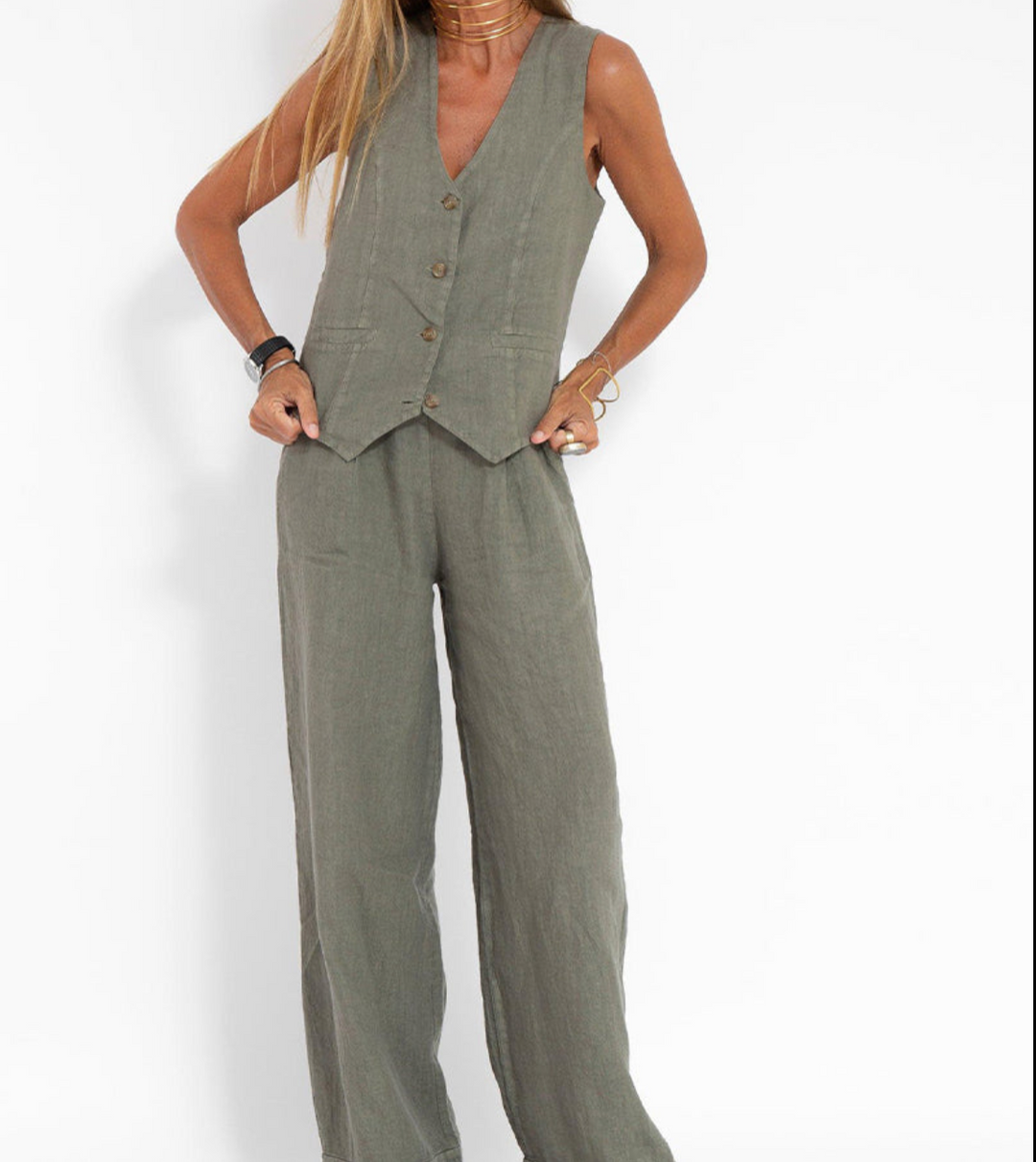 Sara™| Trendy Set (Wide Leg Trousers + Buttoned Sleeveless Vest)